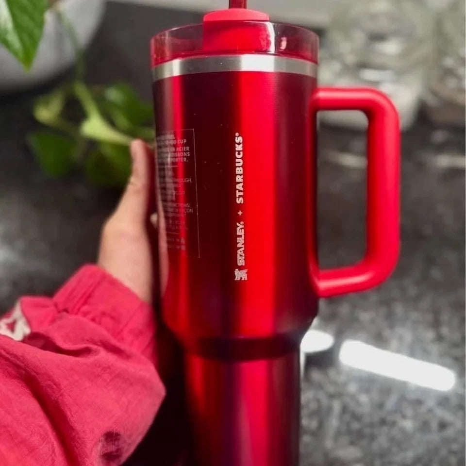Stanley x Starbucks Holiday Red Quencher H2.0 FlowState 40oz Tumbler