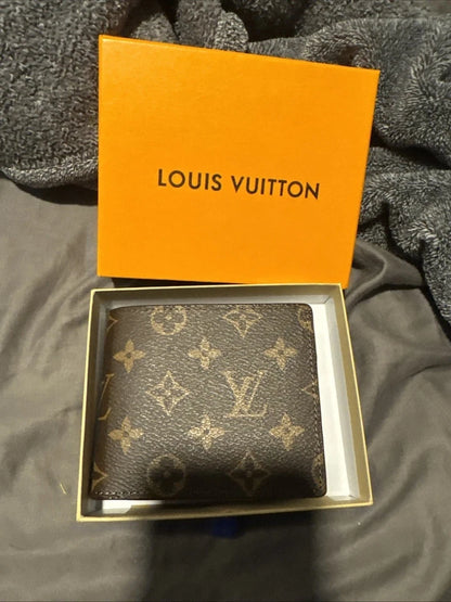 LV Louis Vuitton Monogram Bifold Wallet Brown Mens Classic Designer